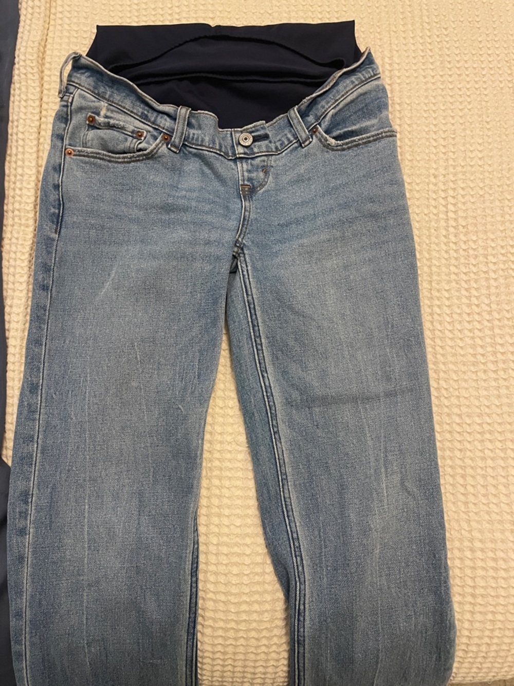 Abercrombie & Fitch 90s Straight Light Blue Maternity Jeans